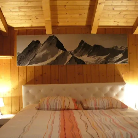 Chalet Burg Iseltwald